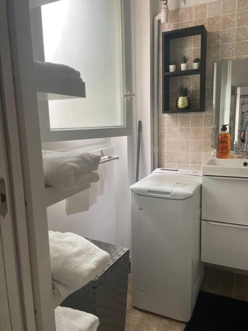 Cosy Apartment In Paris Saint-Ouen  Luaran gambar